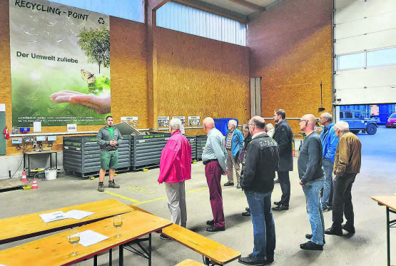 Vieles wird neu: Die Parteiversammlung der FDP Menziken fand im Recycling-Point statt. (Bild: zVg.)