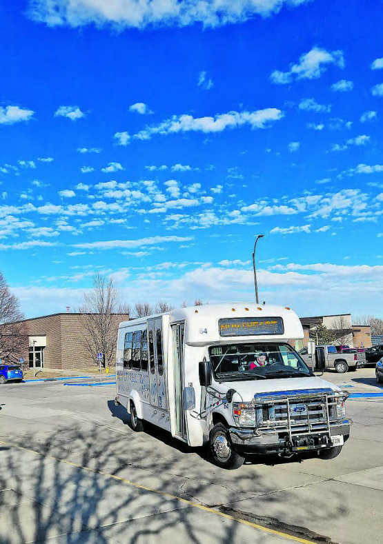 Die Busse in Amerika sind mit sechzehn Sitzplätzen deutlich kleiner als in der Schweiz. (Bild: Noemi Nater)
