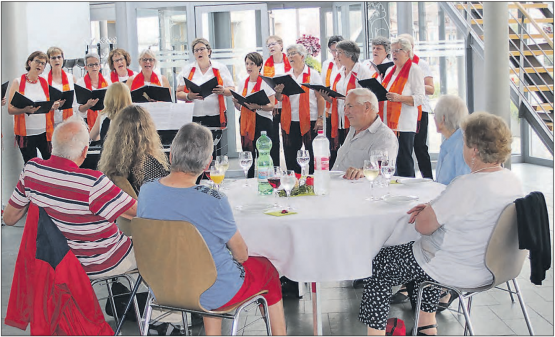 Der Frauenchor Beinwil am See umrahmte den traditionellen Jubilaren-Anlass im Löwensaal. (Bilder: zVg.)