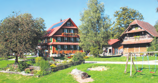 Der Bauernhof in Rickenbach: Mitten in der Natur idyllisch gelegen. (Bild: zVg.)