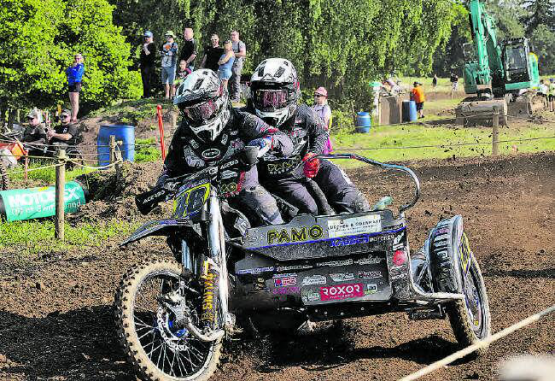 Das Team Bolliger/Leutwyler befindet sich im Moment auf Platz 2 der Schweizermeisterschaft. Am Wochenende heisst es auch für sie: Vollgas! (Bild: zVg.)