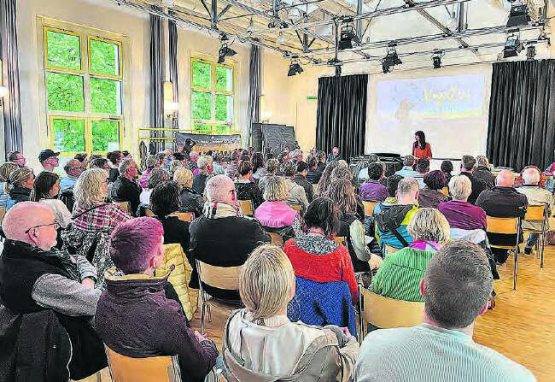 «Vogellisi»: Die Inszenierung fand viele Interessierte. (Bild: zVg)