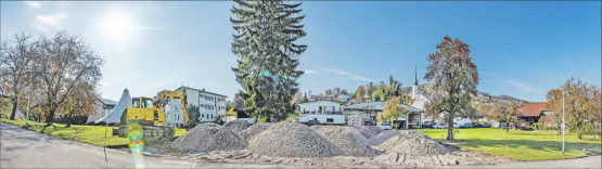 Die Idylle ist nur noch teilweise intakt − das Land an der Plattenstrasse ist verkauft, ein Erschliessungsplan erstellt. Bald wird wohl auch gegenüber dem Öler Beck eine grössere Siedlung entstehen. (Bilder: Silvia Gombosi 3, Remo Conoci 1)