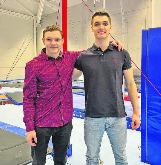 Bald heisst es Koffer packen für Noe Seifert (Satus ORO) und Florian Langenegger (STV Schlossrued, rechts). (Bild: Charly Zimmerli)