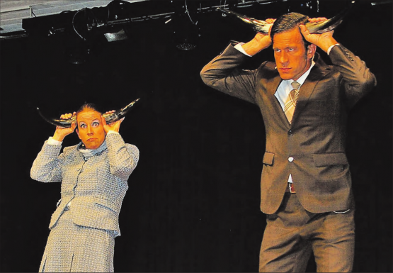 Treffende Sprüche, Weisheiten und Ansichten: Das Duo Schön und Gut gastierte mit seinem Programm «Aller Tage Abend» im Forum Seon. (Bilder: hh.)