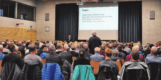 Reges Interesse: Über 200 Personen erschienen zur Informationsveranstaltung. (Bilder: Melanie Köchli)