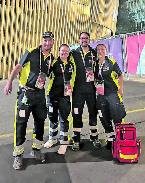 Sie waren mit dabei (v.l.): Martin Steiger (Samariterlehrer), Ilenia Kronenberg (Samariterlehrerin i. A), Roger Kronenberg (Präsident) und Desi Albrecher (Samariterlehrerin). (Bild: zVg.)