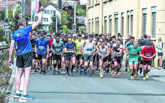 Startschuss bei den «Grossen»: In diesem Jahr war die internationale Konkurrenz nicht präsent und die stärksten Schweizer Läuferinnen und Läufer konnten sich ein gutes Resultat ausrechnen.