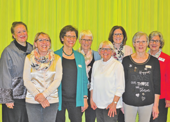 Noch einmal sind alle vereint: die bisherigen und die neuen Vorstandsmitglieder des Gemeinnützigen Frauenvereins Gränichen (v.l.) Barbara Ducceschi, Linda Lutz, Regula Toscan, Anni Lehner, Annegret Bertschi, Regula Brühwiler (neu), Rita Flury und Christina Klesser. (Bild: el.)