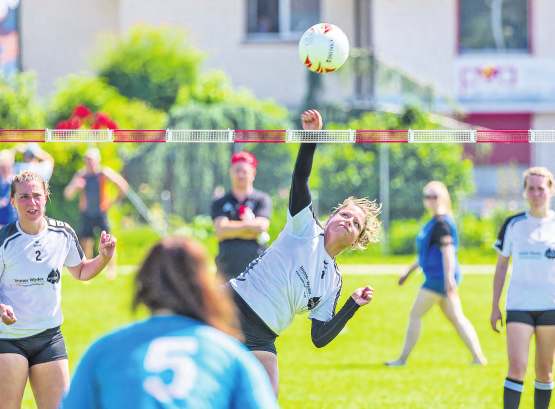 Frauen des STV Oberentfelden-Amsteg: Die nötige Konstanz fehlte, um am Champions Cup die Topteams Europas zu schlagen. (Bild: fba.)