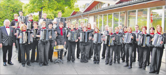 Musik verbindet: Vor über 12 Jahren war Peter Frey mit dem Akkordeonorchester in Ecuador. In wenigen Wochen sind es «La Jalousie plus». (Bild: zVg.)