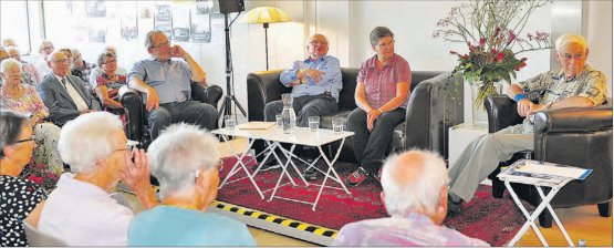 Bot interessanten Gesprächsstoff: Der Fabrikbrand der Beinwiler Zigarrenfabrik E3 im Jahr 1961 – auf dem Podium die Zeitzeugen von damals. (Bilder: msu.)