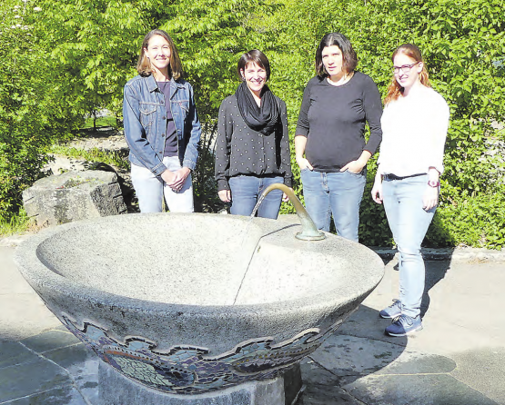 Sie zeichnen sich verantwortlich für die interne Schulevaluation: (v.li) Nicole Marty, Klassenlehrperson Mittelstufe; Cornelia Grossniklaus, Schulleitung; Laura Vogt, Präsidentin Schulpflege und Lara Steinmann, Klassenlehrperson Unterstufe. (Bild: moha.)