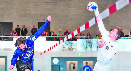 Die Oberentfelder Faustballer gewinnen drei von vier Partien und stehen auf Rang zwei in der Tabelle. (Bild: Elias Beck/Swiss Faustball)