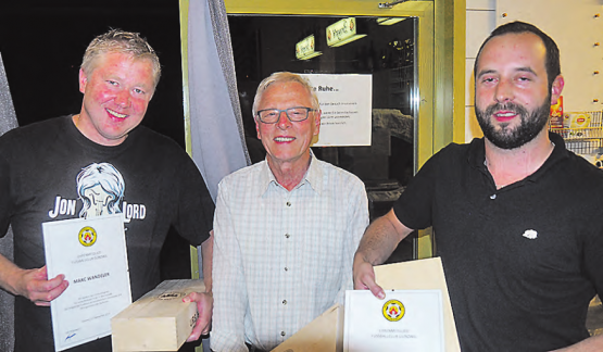 Neue Ehrenmitglieder beim FC Gunzwil (v.l.): Marc Wandeler, Fritz Hess und Marcel Amrein. (Bild: zVg.)