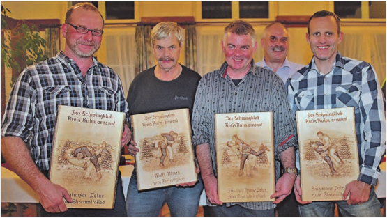 Der Schwingklub Kreis Kulm ehrte fünf verdienstvolle Mitglieder: (v.li.) Peter Leutwyler, Ueli Wälti, Hanspeter Lüscher, Max Härri und Patrick Bühlmann. (Bild: wr)