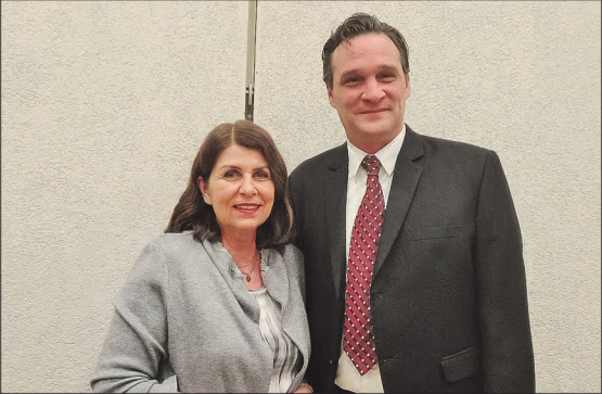 Carmen Suter-Frey, Gemeindepräsidentin Suhr, und Andreas Fetscher, Gemeindeammann Gränichen, setzten mit ihren Gemeindeversammlungs-Entscheiden ein klares Statement für das Projekt Veras in Richtung Aarau. (Bild: rms.)