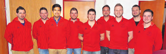 Die Ämter sind besetzt: (v.li) Raphael Tschanz (Fähnrich), Simon Engel (Vize-Oberturner), Markus Sager (Finanzen), Patrick Steiner (Präsident), Reto Tschanz, Florian Lück (Hauptjugileiter), Yannick Helfenstein (Aktuar), Simon Gloor (Oberturner) und Marco Keller (Jugileiter).Auf dem Foto fehlt Florian Engel (Materialwart). (Bild: zVg.)