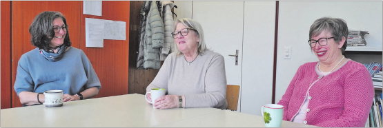 Spannend, inspirierend und gutgelaunt verlief das Gespräch mit Susanne Rölli-Lindenmann, Hannelore Zingg-Hoffmann und Ursula Friederich. (Bilder: Melanie Köchli)