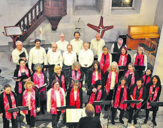 Live in der reformierten Kirche Seon: Der Gospel-on Chor war schön anzusehen und anzuhören. (Bild: zVg.)