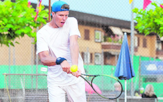 Der 18-jährige Lenzburger Janis Simmen gehört beim Finalturnier in Reinach zum Favoritenkreis. (Bild: zVg.)