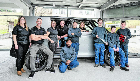 Das Team der Garage Gloor AG freut sich auf die Zukunft. (Bilder: zVg.)