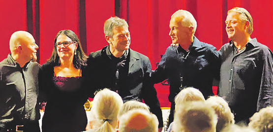 Das Trio «La Jalousie» mit Freunden lädt am 8. Dezember zum Weihnachtskonzert nach Menziken ein. (Bild: zVg.)