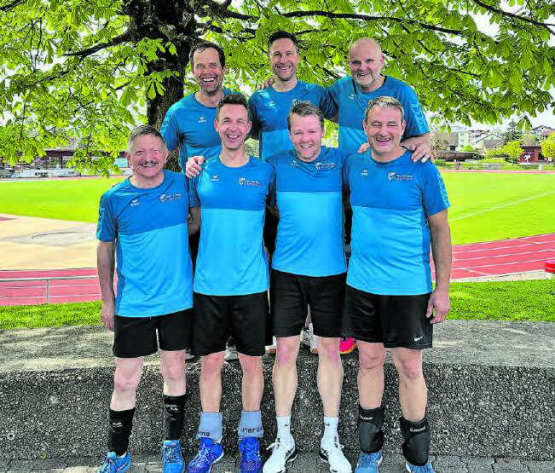Der Männerriege Rickenbach gelang die Titelverteidigung am traditionellen Volleyballturnier in Rothenburg. (Bild: zVg.)