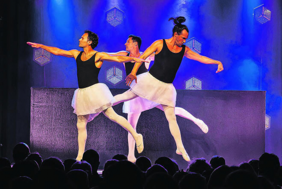 Starbugs Comedy schaffen es immer wieder, ganze Säle voller Leute zum Lachen zu bringen, bestens gelungen auch im ausverkauften Forum in Seon. (Bild: Josef Stocker)