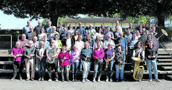 Das musiXmaX-Orchester beim Konzert 2023 in Niederlenz. (Bild: zVg.)
