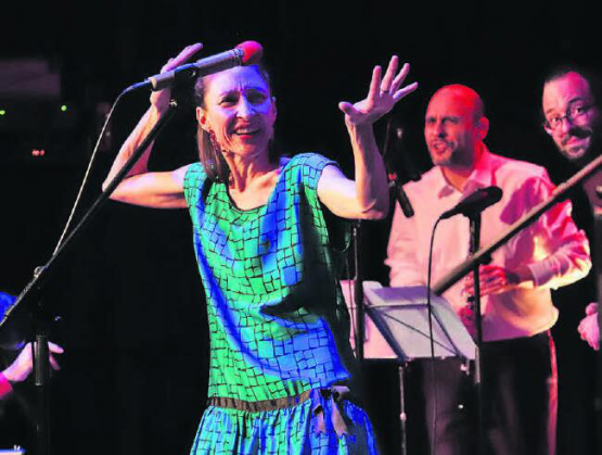 «Sugar and the Josephines» im TaB − Theater am Bahnhof: Das Publikum liess sich von der Musik mitreissen.