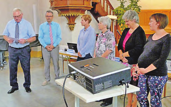 Kirchgemeindeversammlung in Menziken; Die Kirchenpflege mit Präsident Arnold Schori (l.) und Pfarrer Mario Gaiser (2.v.l.): Nicht anwesend: Yvonne Fischer. (Bild: zVg.)