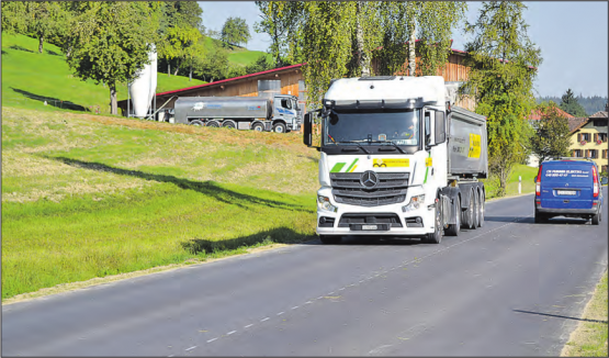 Schon bezahlt: Dank des guten Rechnungsabschlusses der Gemeinde Rickenbach ist der im vorletzten Jahr erfolgte Strassenausbau Bohler-Mullwil-Sagen schon bezahlt. (Bild: be.)