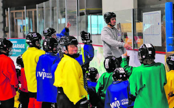 Wichtige Verstärkung im Nachwuchsbereich: Marian Oravec kümmert sich als Cheftrainer um die jungen Löwen. (Bild: Karin Avolio)