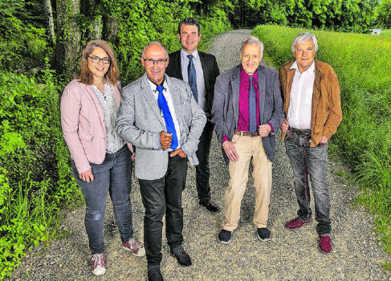 SVP Menziken/Burg Parteivorstand (v.l.n.r): Diana Siegrist, Hans-Heinrich Leuzinger, Simon Baumgartner, Dieter Morf und Roland Gautschi. (Bild: zVg.)