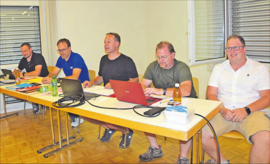 Der Vorstand wurde ergänzt (v.l): Reto Steiger, Fernando Volken, Reto Graber, Martin Flückiger und neu Roland Müller. (Bilder: st.)