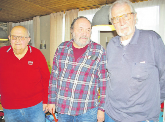 Die Gewinner der Jass-Jahresmeisterschaft Wynental/Seetal: (v.l.n.r.) Josef Häfliger (3. Rang), Max Eberle (1. Rang) und Fritz Walther (2. Rang). (Bilder: hh.)