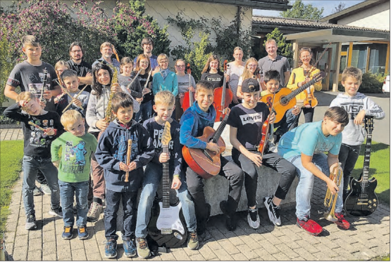 Die Premiere eines durch die Musikschule Menziken-Burg durchgeführten Musikschullagers darf als voller Erfolg bezeichnet werden. 17 Musikschüler der verschiedensten Instrumente nahmen daran teil. (Bild: zVg.)