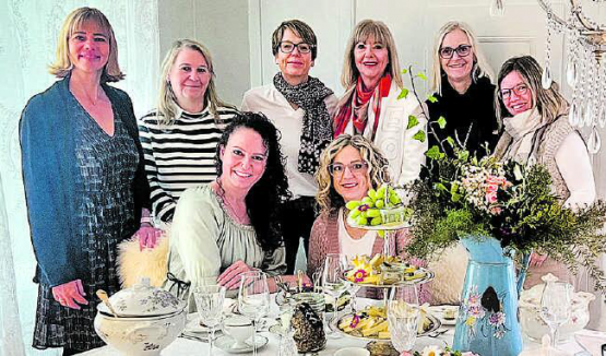 Voller Ideen: Die acht Organisatorinnen von Pro Schöftland haben für 2025 ein Programm voller Überraschungen auf die Beine gestellt. (Bild: zVg.)