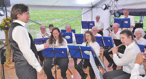 Viel Musik zum Geburtstag: Die MGTU begeisterte mit einem Jubiläumskonzert unter der Leitung von Rafal Jastrzebski. (Bilder: P.Te.)
