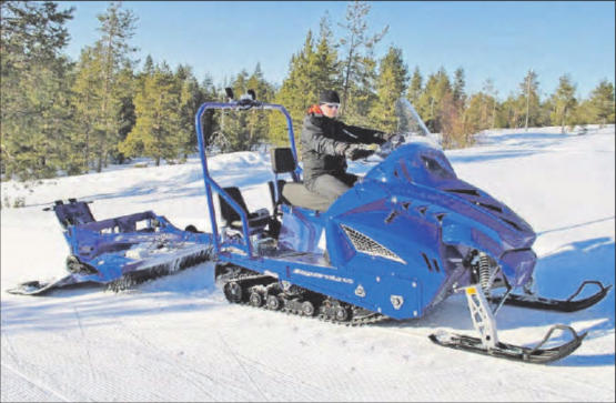 Fahrzeug und Spurgerät: Der LLV Kalthof-Wiliberg beschafft sich ein solches Pistenfahrzeug der Marke Snopex Alpina Superclass (Bild zVg.)