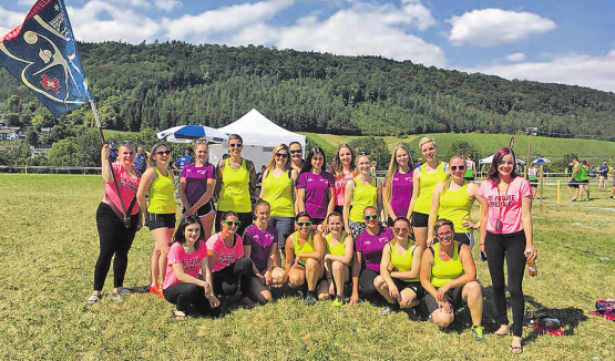 … und strahlten auch an der Sonne und mit der Sonne um die Wette. Mit der Gesamtpunktzahl von 26.23 gelang dem Suhrentaler Team eine ausgezeichnete Leistung. (Bilder: zVg.)