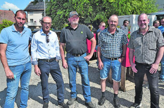 Das OK-Team des Landwirtschaftstags Muhen: Thomas Anliker, Beat Spycher, Christian Lüscher, Hansueli Lüscher und Gemeinderat Nils Hunziker (von links). (Bild: aw.)