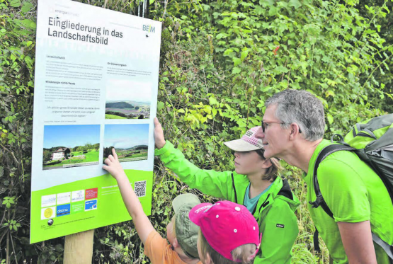 Interessante Infos und Fakten rund um das Thema Windenergie vermittelt der neu eröffnete Themenweg in Rickenbach. (Bilder: hg.)
