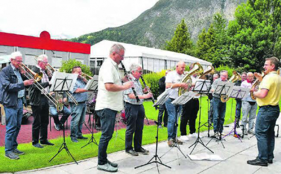 Wenn die Michelsämter Musikanten reisen, kommt die Musik nie zu kurz. (Bild: zVg.)