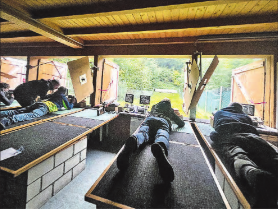 Am Freitag, 26. September wurde auch ein Nachtschiessen angeboten. Das Interesse war gross. (Bilder: dr.)
