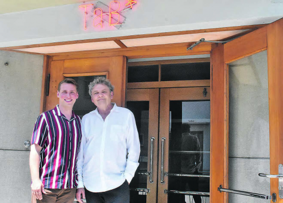 Wechsel in der Betriebsleitung des Reinacher TaBs: Daniel Hölzinger wird ab 2025 in die Fusstapfen von Clo Bisaz treten, bis Ende Jahr gehen die beiden noch Seite an Seite. (Bild: hg.)