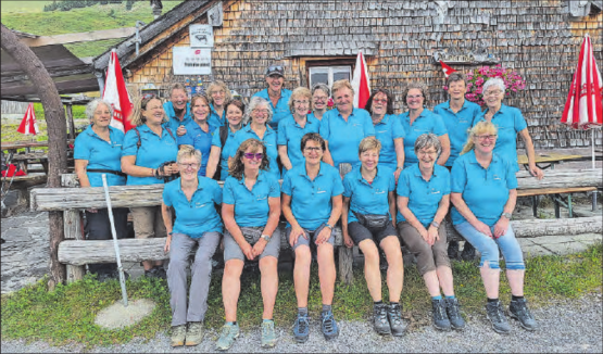 Die Turnerinnen 55+ vom STV Gontenschwil liessen sich trotz überraschendem Gewitter die gute Laune nicht verderben. (Bild: zVg.)