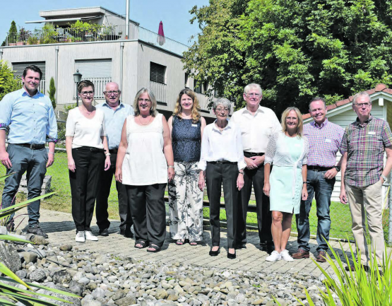 Eröffnung des Neubaus der Stiftung Dankensberg: gross ist die Freude bei Stiftungsrat und Baukommission. (Bilder: hg.)