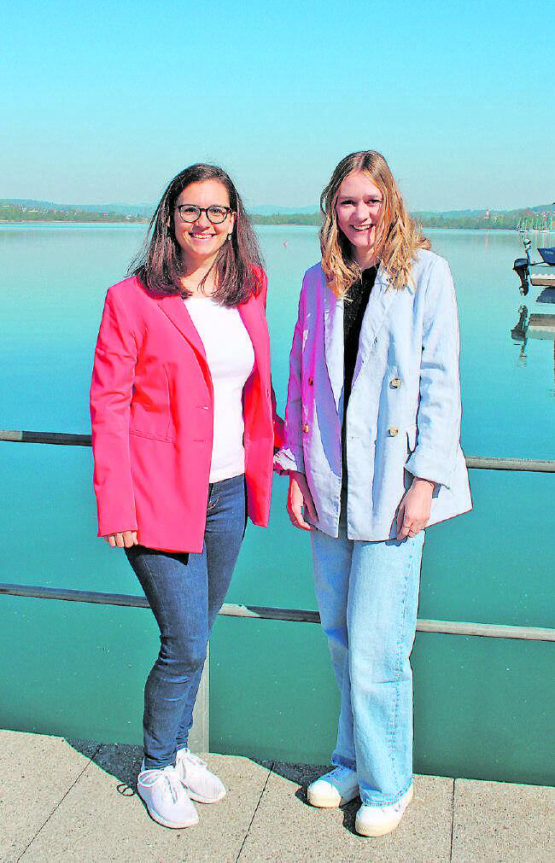 Sich für die Umgebung am Hallwilersee einsetzen – das und vieles mehr ist künftig die Aufgabe von Melanie Widmer (links). Vera Büchel (rechts) hat die Geschäftsleitung von Seetal Tourismus weitergegeben. (Bild: grh)